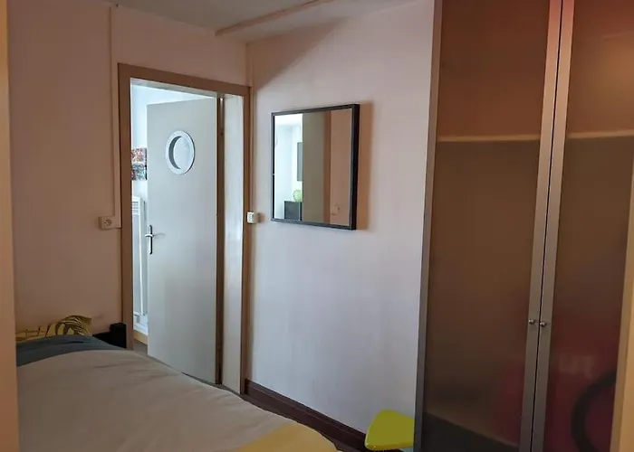 4 Voyageurs - Proche *